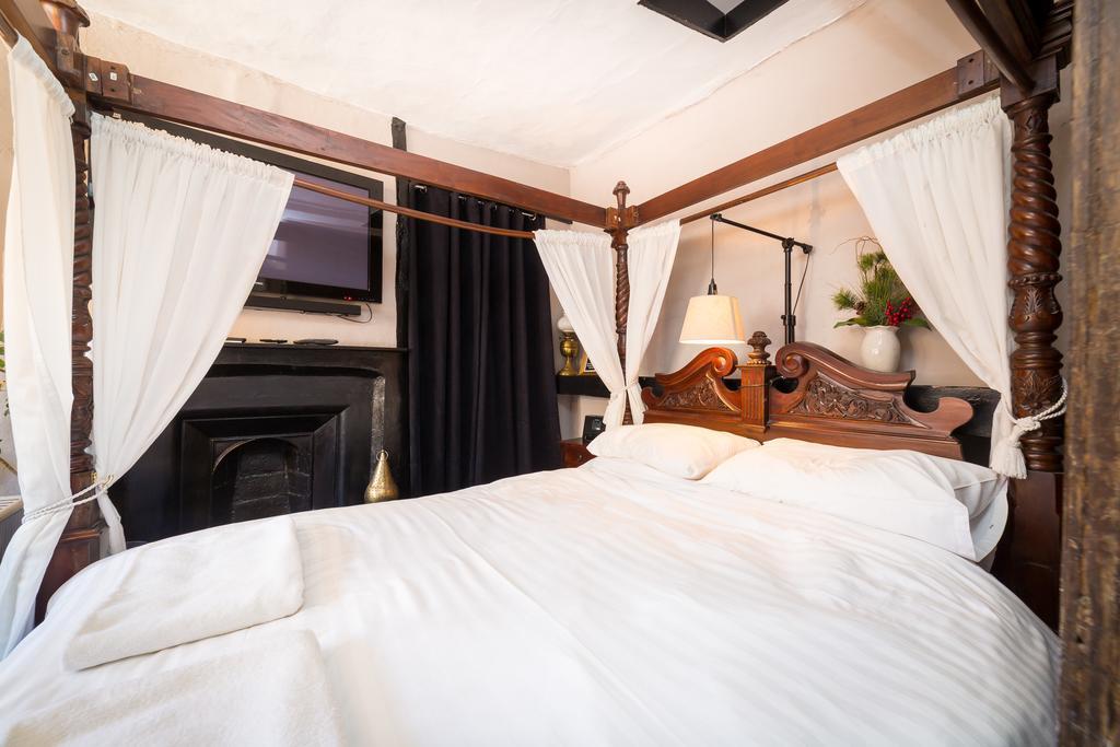 Trembling Madness Apartments Йорк Екстер'єр фото