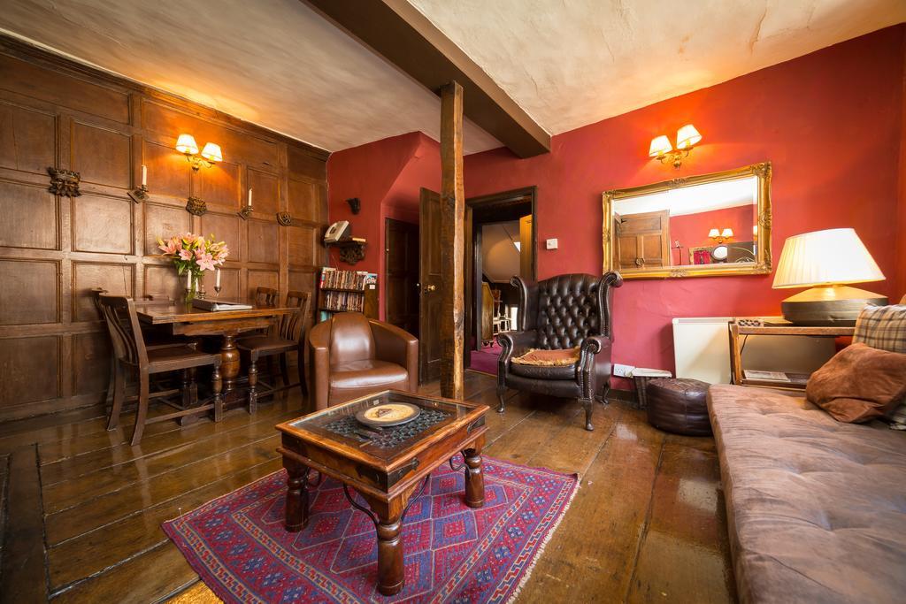 Trembling Madness Apartments Йорк Екстер'єр фото